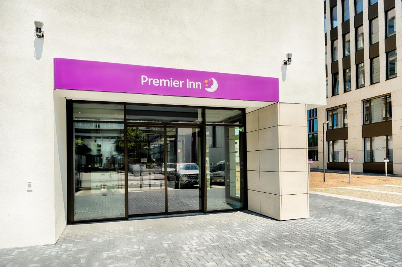 Premier Centre Hotel 3*